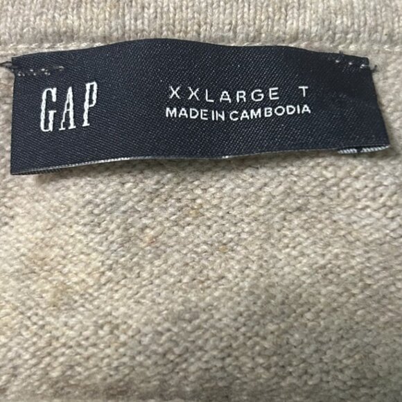 CashSoft Relaxed Polo Sweater - Picture 2 of 3